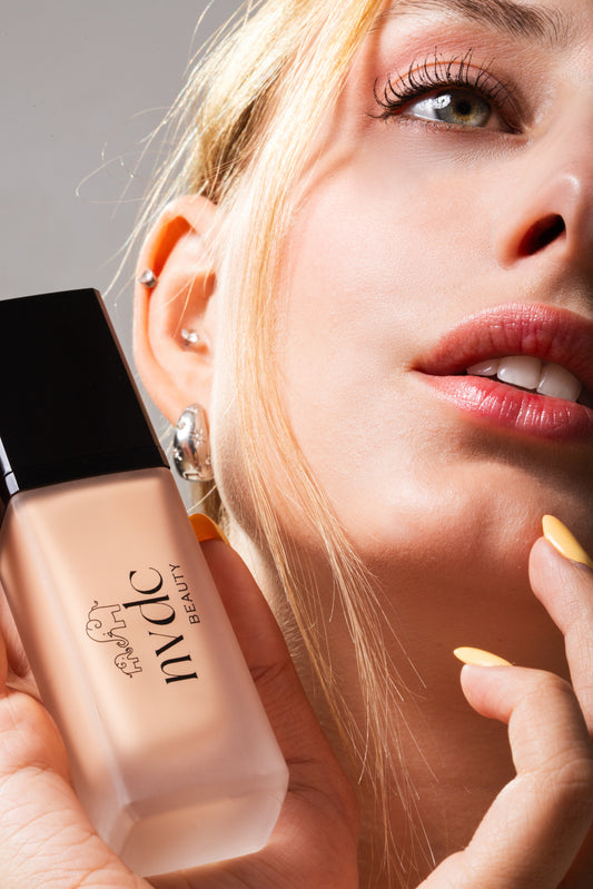 Foundation - Brunette