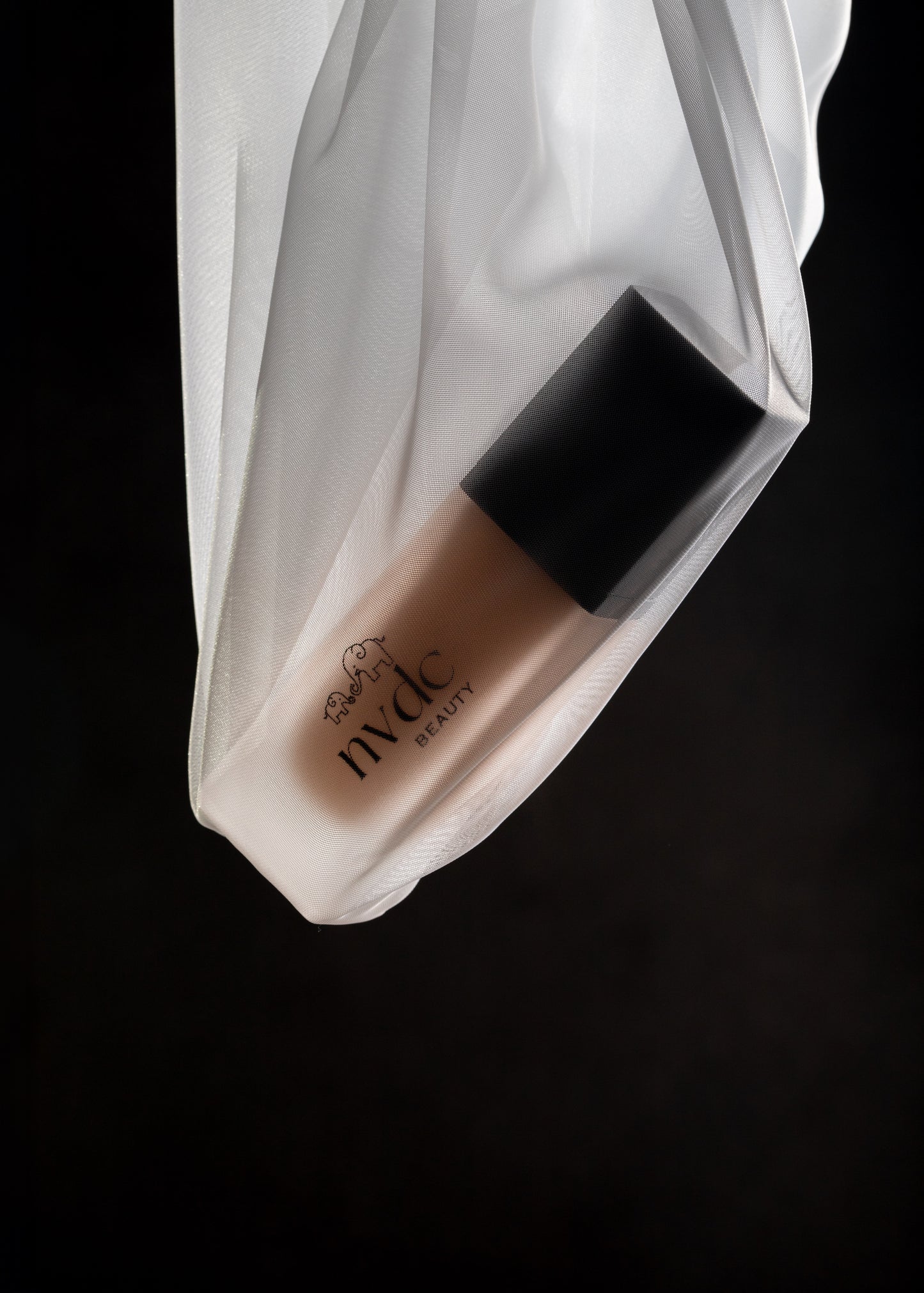 Foundation - Brunette