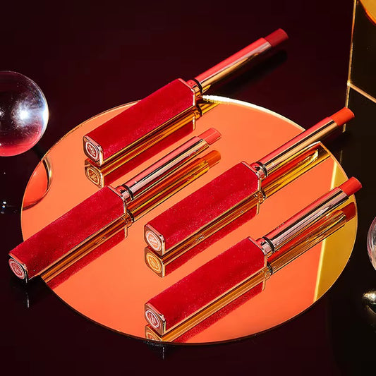 The Classic Red Lipstick – Bold, Timeless, Unstoppable